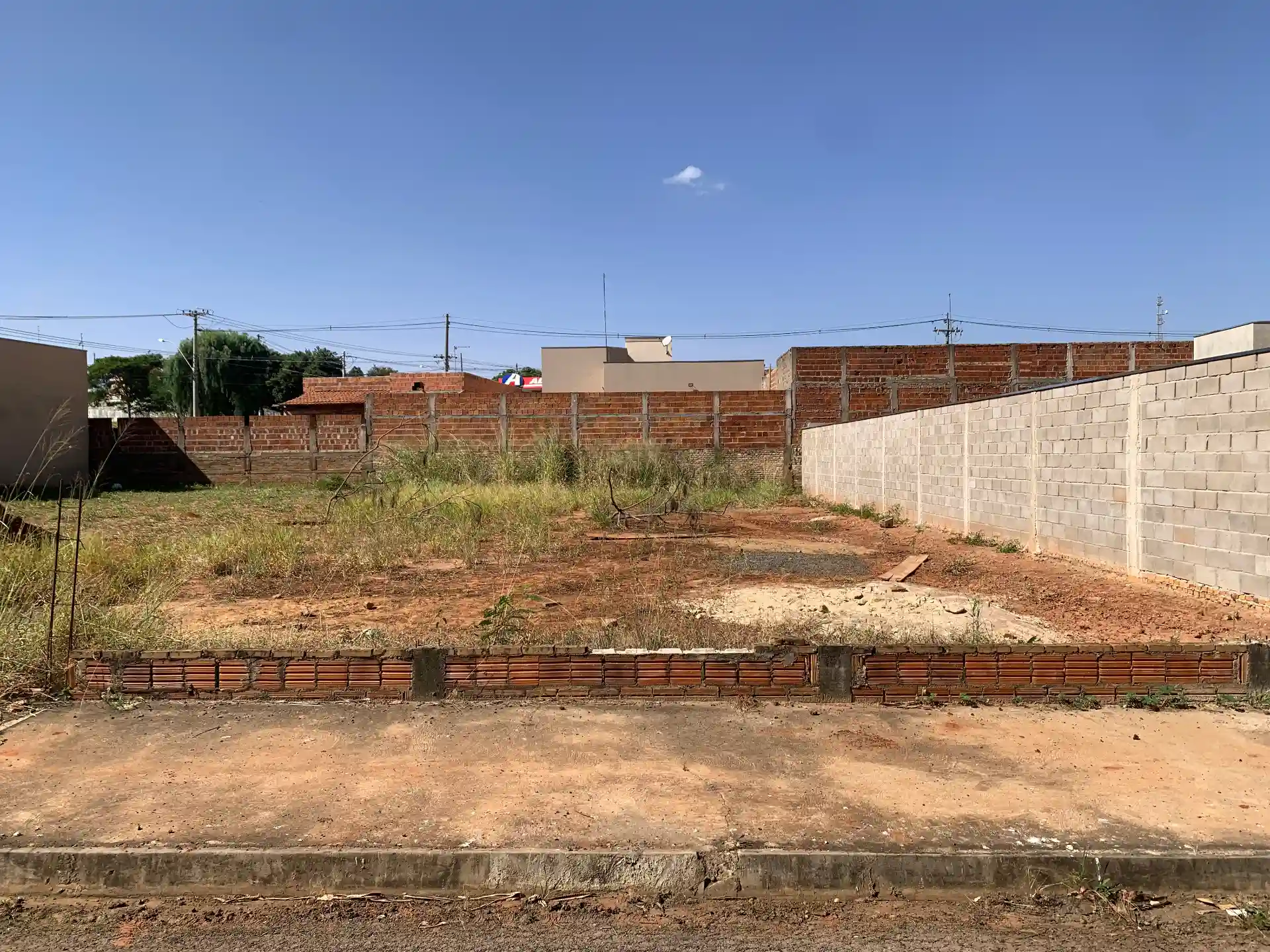Terreno / Lote / Condomínio  à venda, 390m² — foto 6 de 9