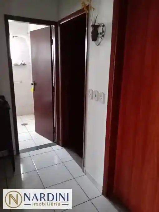 Casa com 3 quartos à venda, 260m² — foto 3 de 11