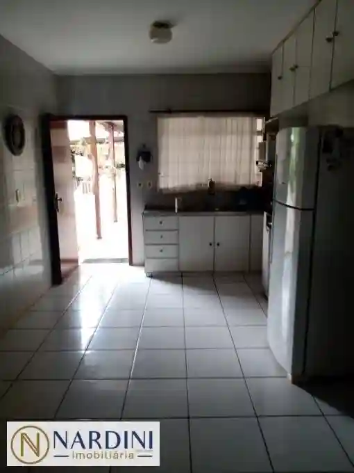 Casa com 3 quartos à venda, 260m² — foto 11 de 11