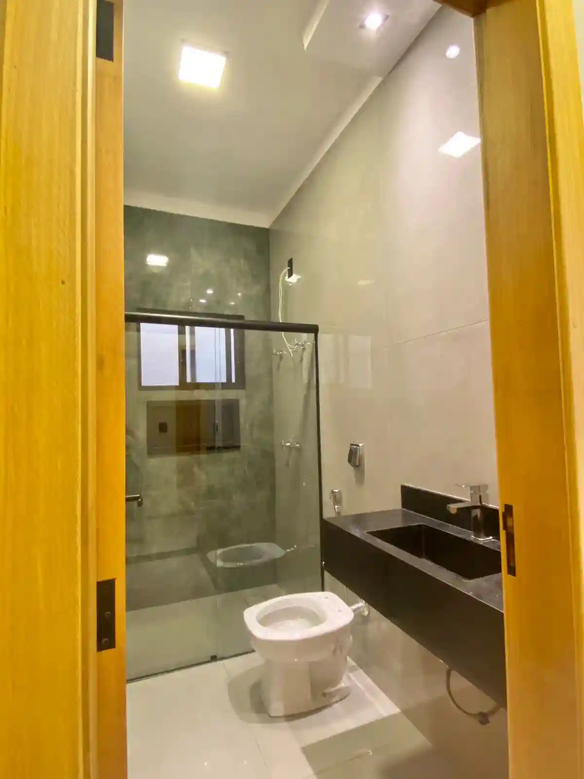 Casa à venda — foto 5 de 8
