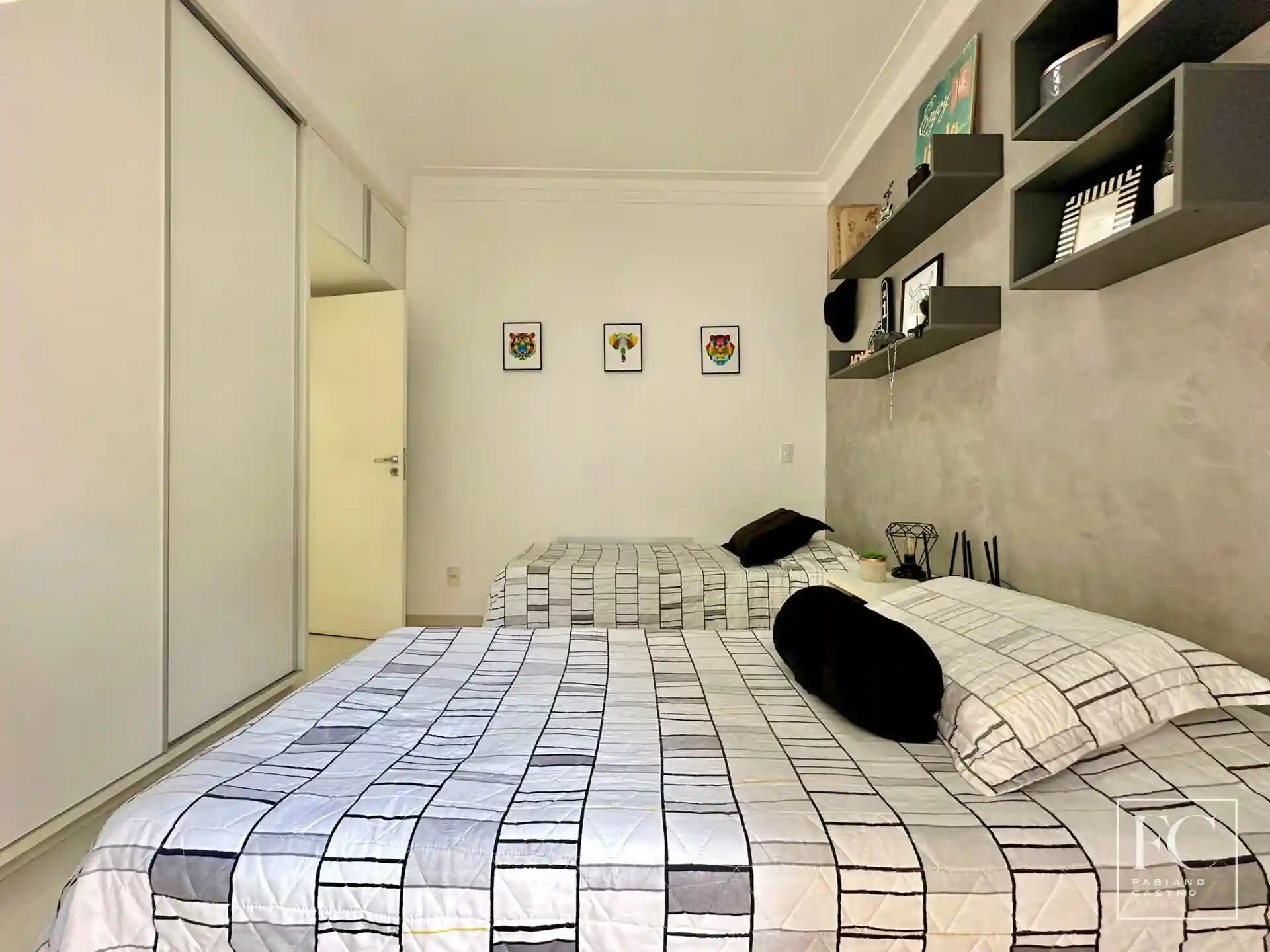 Casa de Condomínio com 3 quartos à venda, 220m² — foto 21 de 32