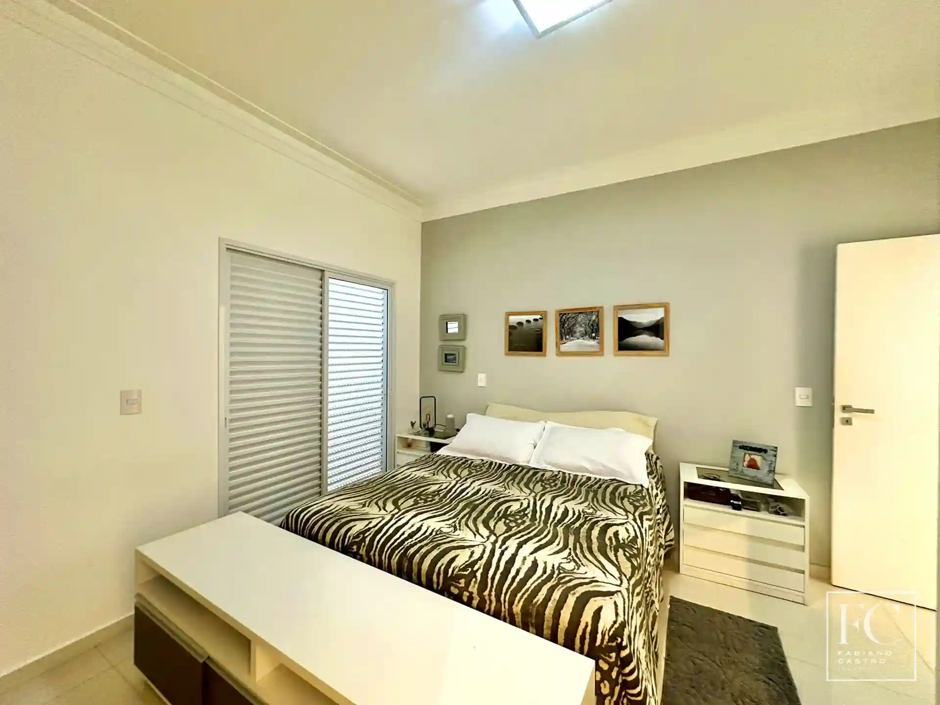 Casa de Condomínio com 3 quartos à venda, 220m² — foto 32 de 32