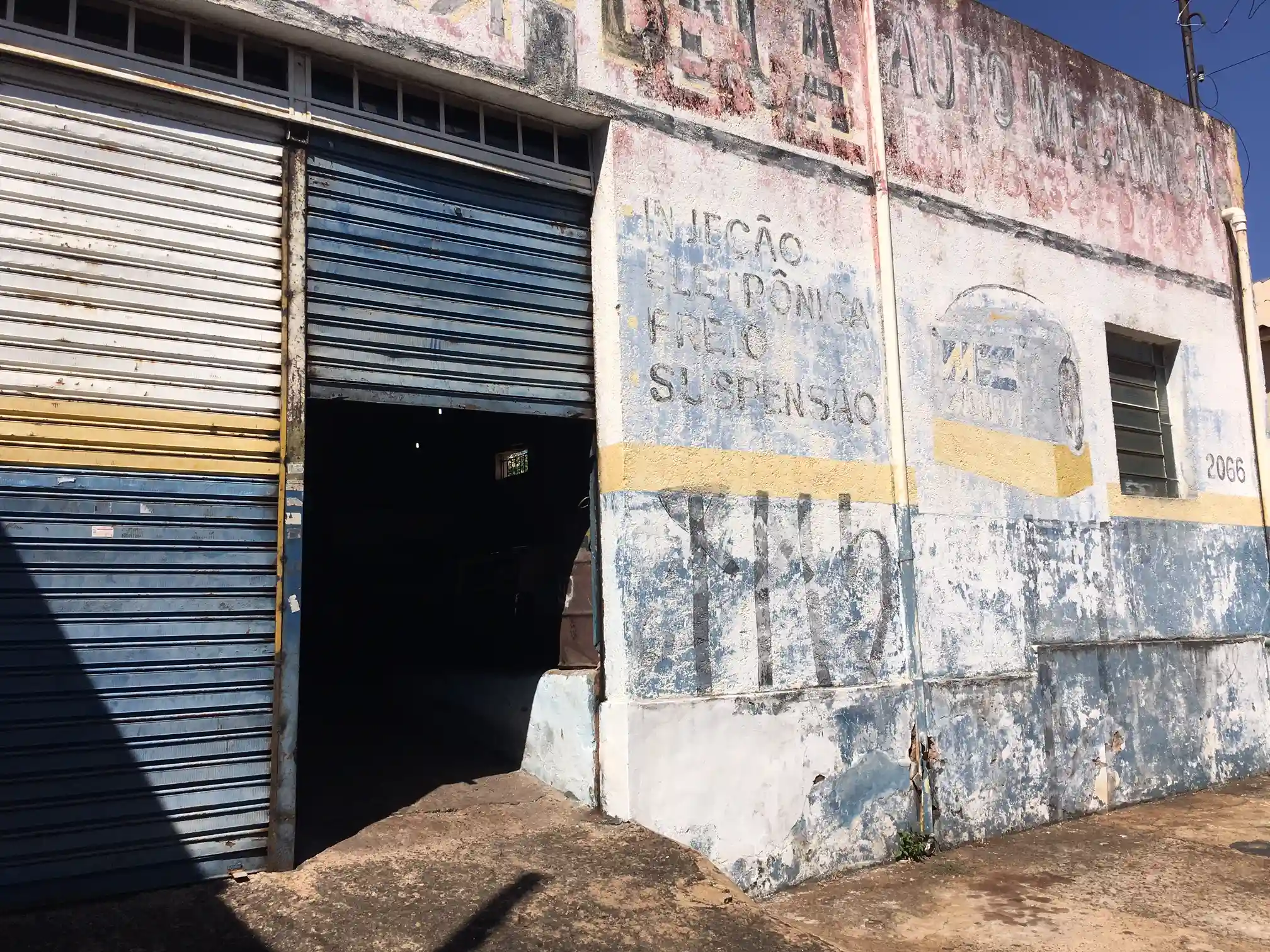 Loja / Salão / Ponto Comercial à venda — foto 3 de 4