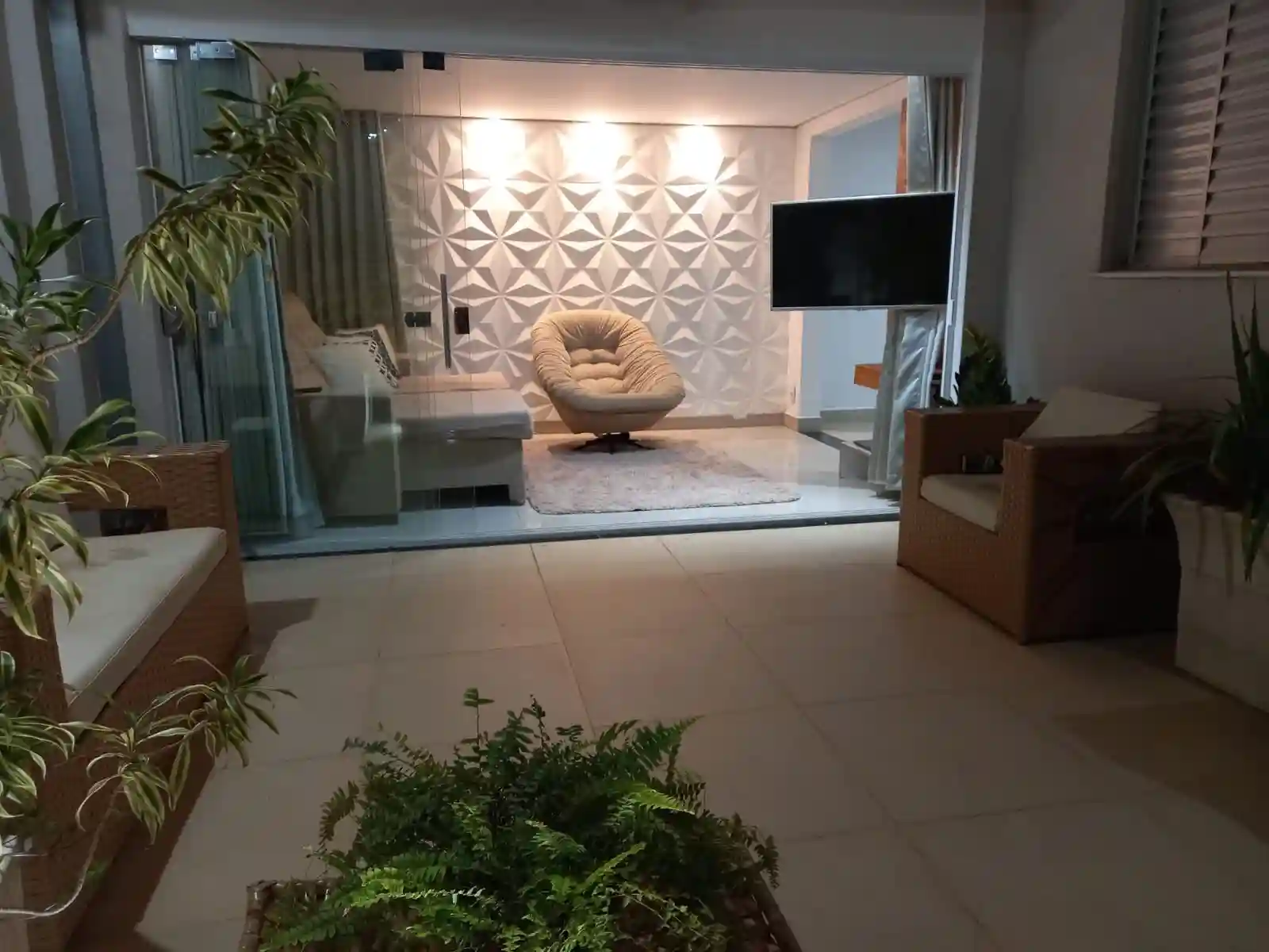Apartamento com 2 quartos à venda, 83m² — foto 2 de 21