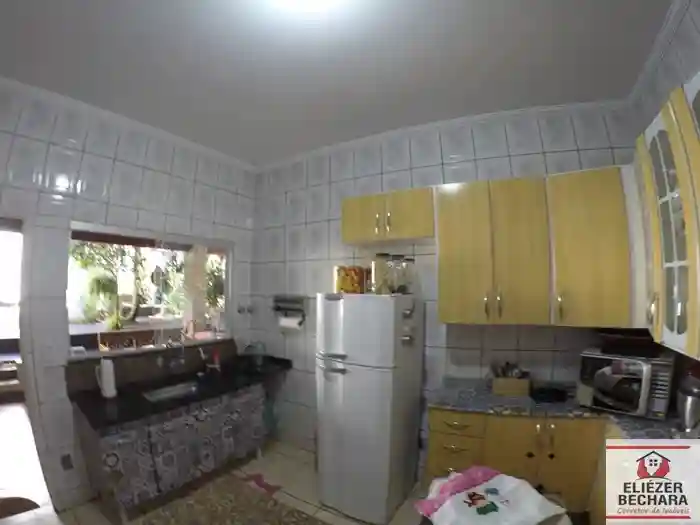 Casa à venda — foto 8 de 13