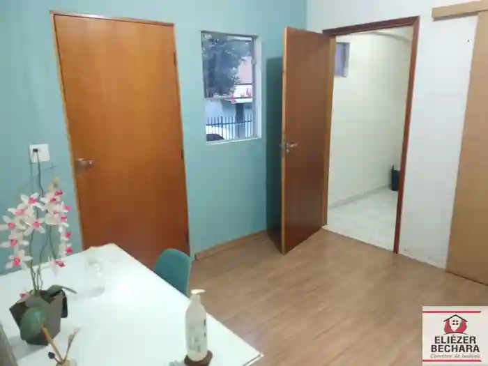 Casa com 3 quartos à venda, 200m² — foto 43 de 45