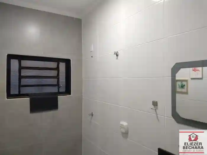 Casa com 3 quartos à venda, 200m² — foto 41 de 45
