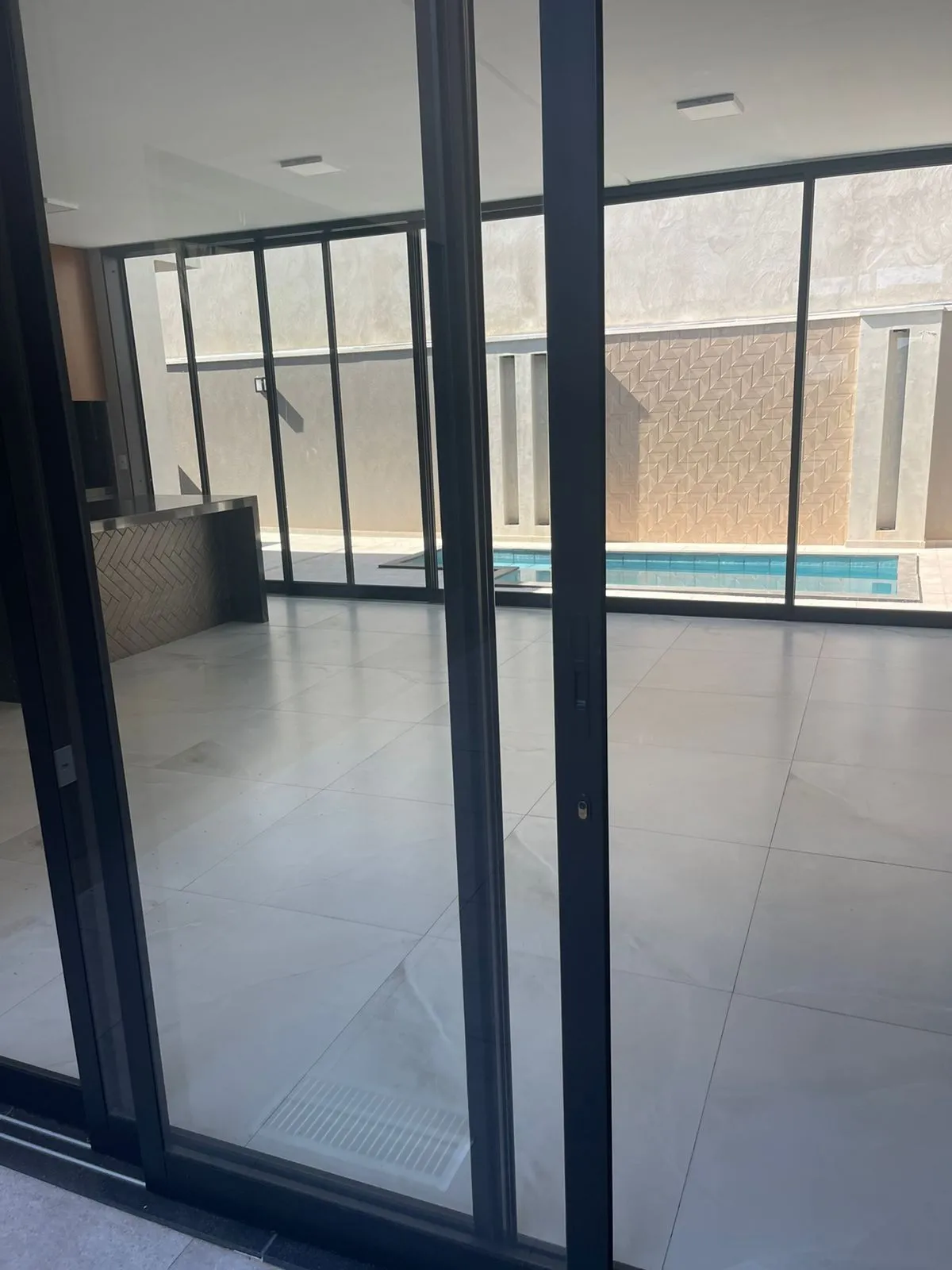 Casa de Condomínio com 3 quartos à venda, 280m² — foto 22 de 42