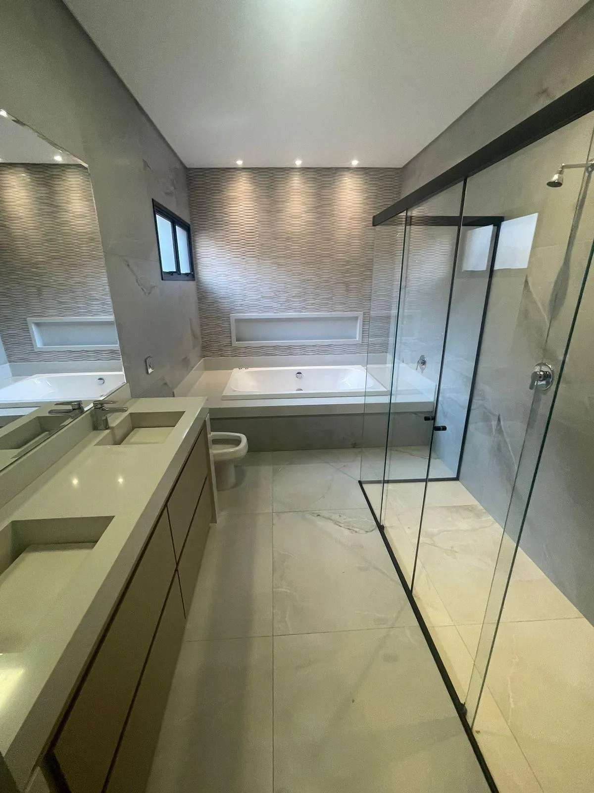 Casa de Condomínio com 3 quartos à venda, 280m² — foto 20 de 42