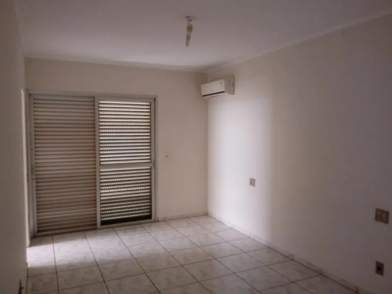 Apartamento com 3 quartos à venda, 151m² — foto 4 de 17