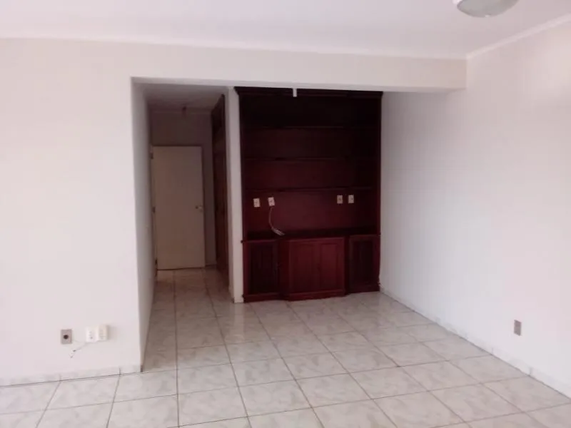 Apartamento com 3 quartos à venda, 151m² — foto 2 de 17