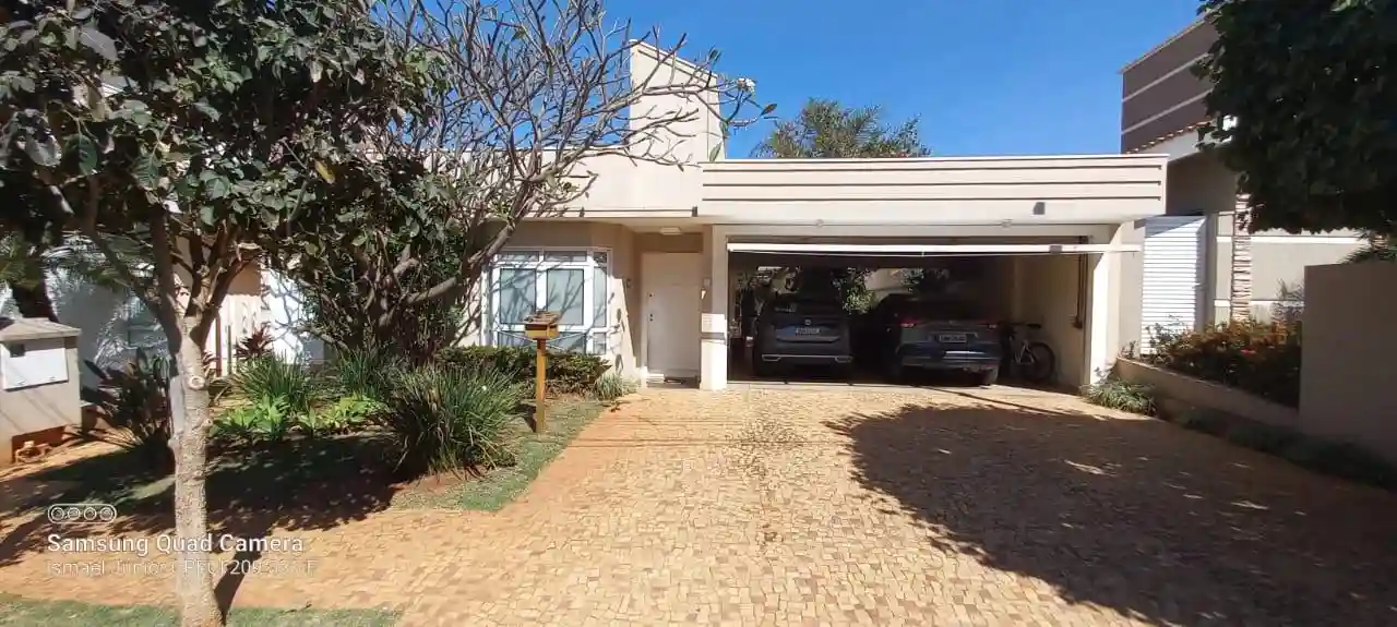 Casa de Condomínio  à venda, 210m² — foto 2 de 41
