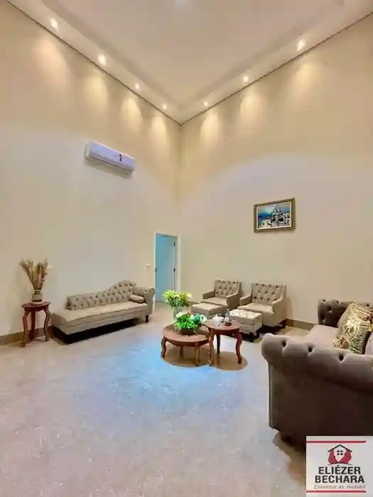 Casa de Condomínio com 3 quartos à venda, 240m² — foto 6 de 23