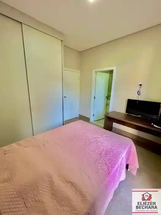 Casa de Condomínio com 3 quartos à venda, 240m² — foto 19 de 23