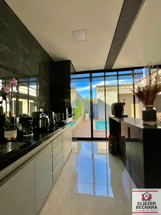 Casa de Condomínio com 3 quartos à venda, 240m² — foto 11 de 23