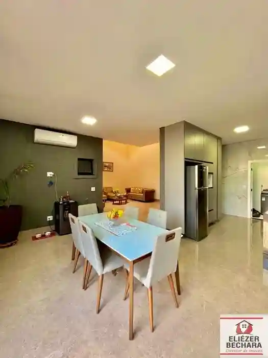 Casa de Condomínio com 3 quartos à venda, 240m² — foto 14 de 23
