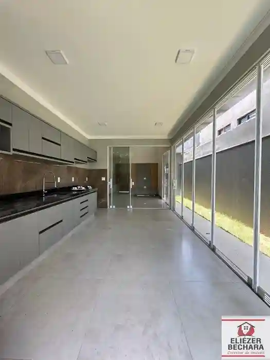 Casa de Condomínio com 3 quartos à venda, 151m² — foto 2 de 18