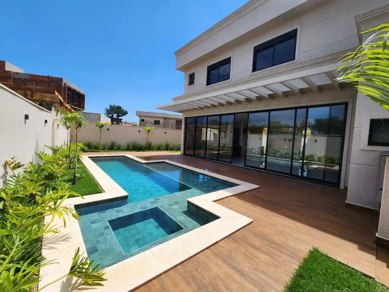 Casa de Condomínio  à venda, 380m² — foto 3 de 52