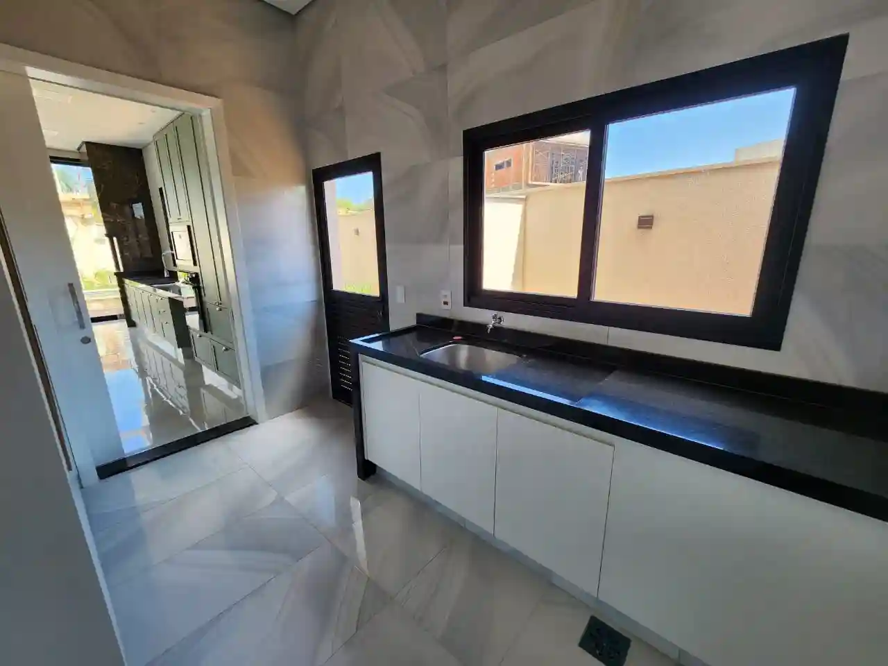 Casa de Condomínio  à venda, 380m² — foto 18 de 52