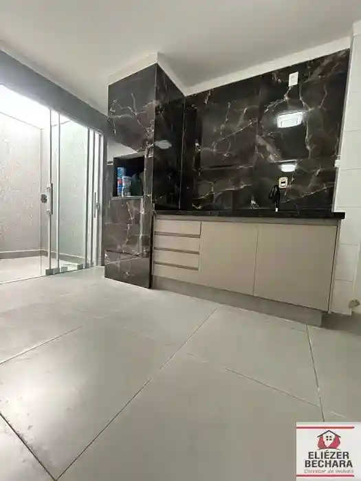 Casa de Condomínio com 3 quartos à venda, 140m² — foto 2 de 15