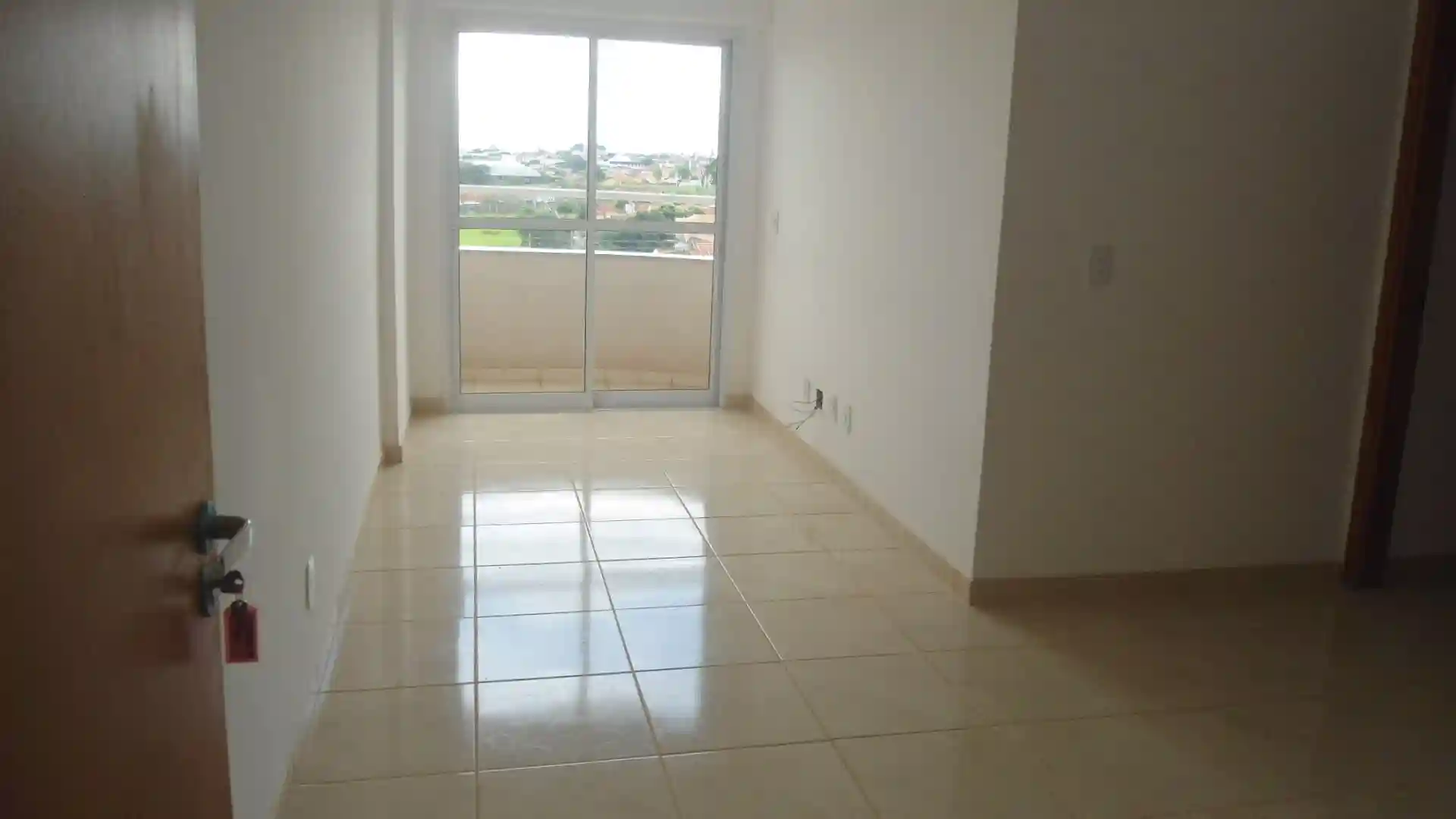 Apartamento com 2 quartos para aluguel, 60m² — foto 1 de 17