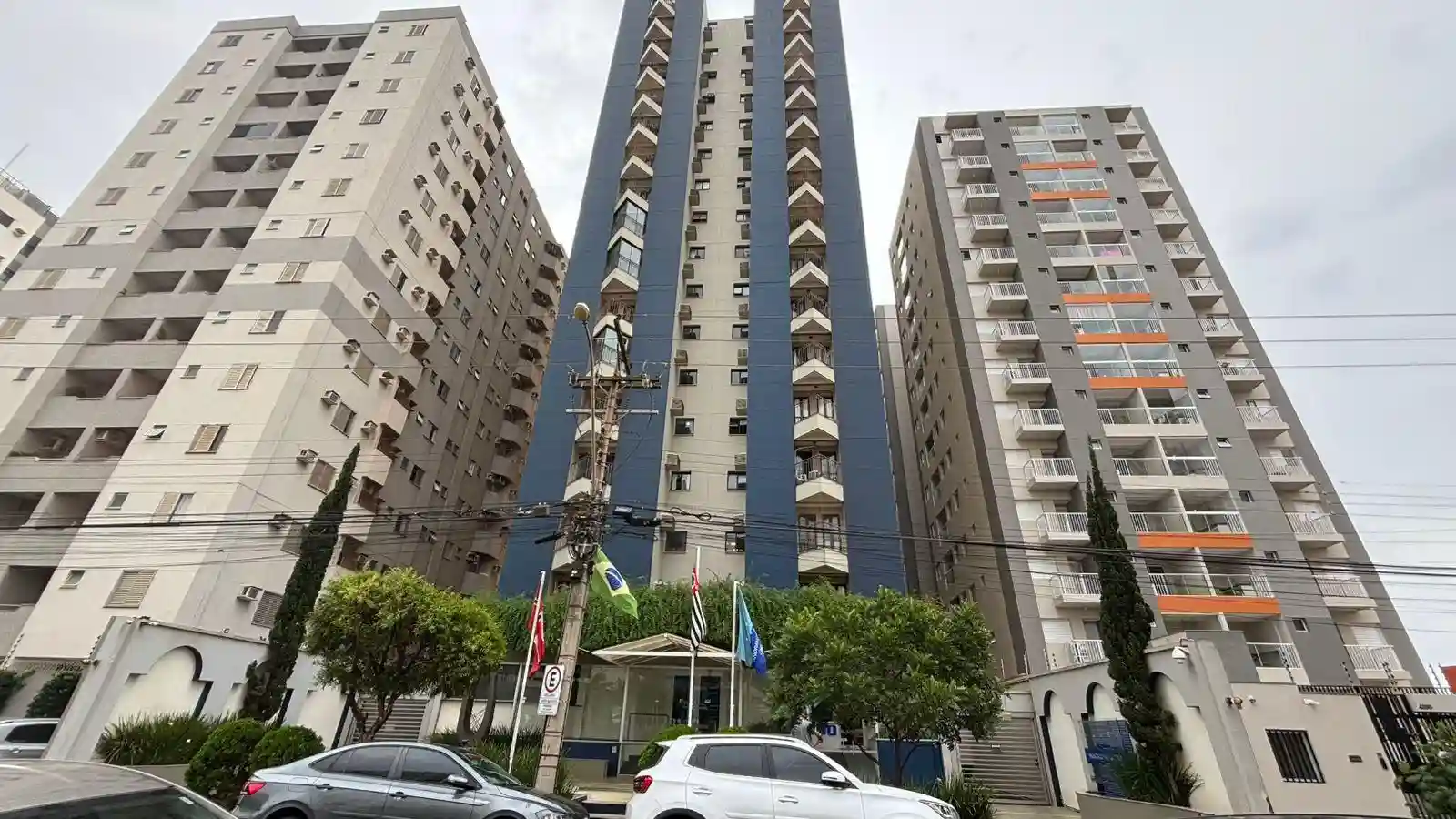 Apartamento com 2 quartos à venda, 72m² — foto 1 de 14