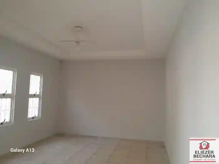Casa com 3 quartos à venda, 220m² — foto 15 de 23