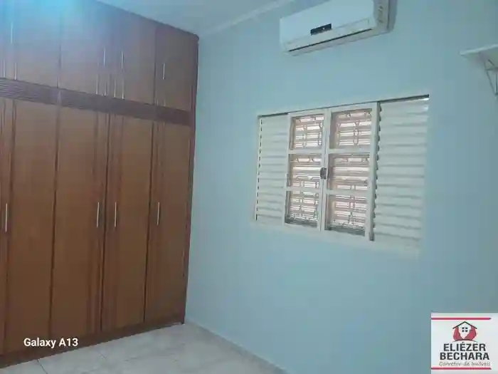 Casa com 3 quartos à venda, 220m² — foto 14 de 23