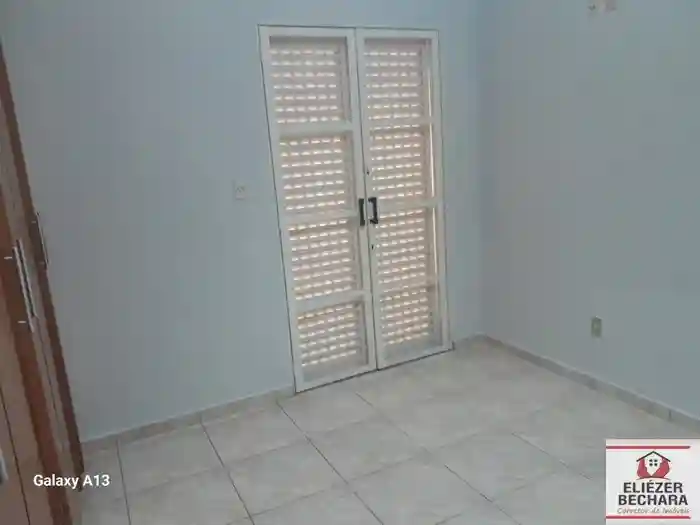 Casa com 3 quartos à venda, 220m² — foto 8 de 23