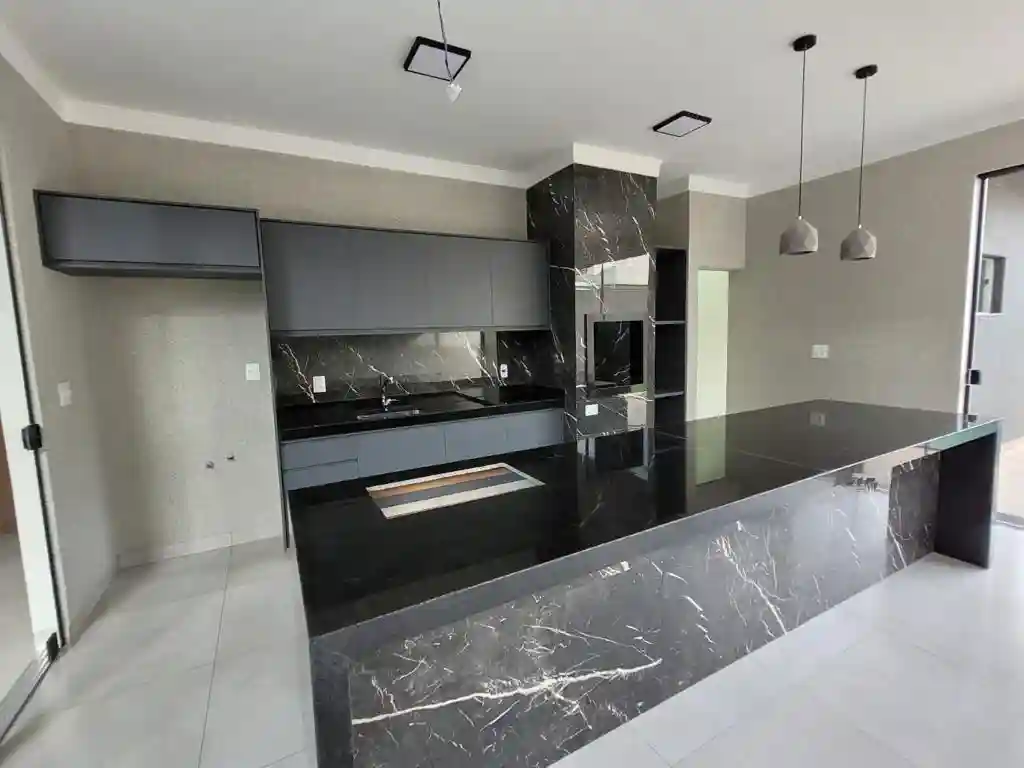 Casa de Condomínio com 3 quartos à venda, 372m² — foto 8 de 19