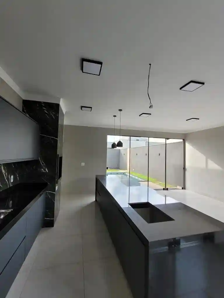 Casa de Condomínio com 3 quartos à venda, 372m² — foto 9 de 19
