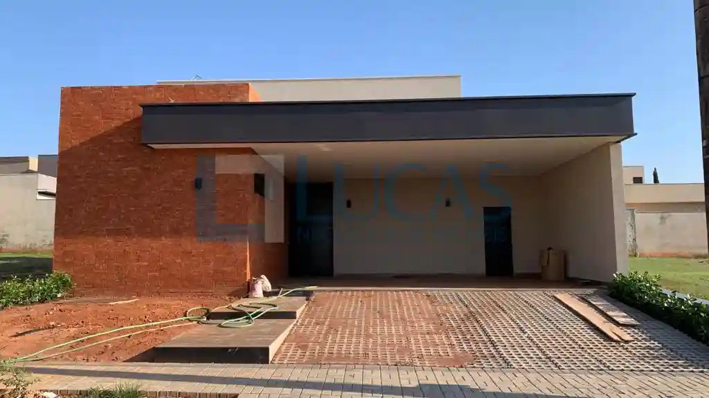 Casa de Condomínio com 3 quartos à venda, 220m² — foto 1 de 7