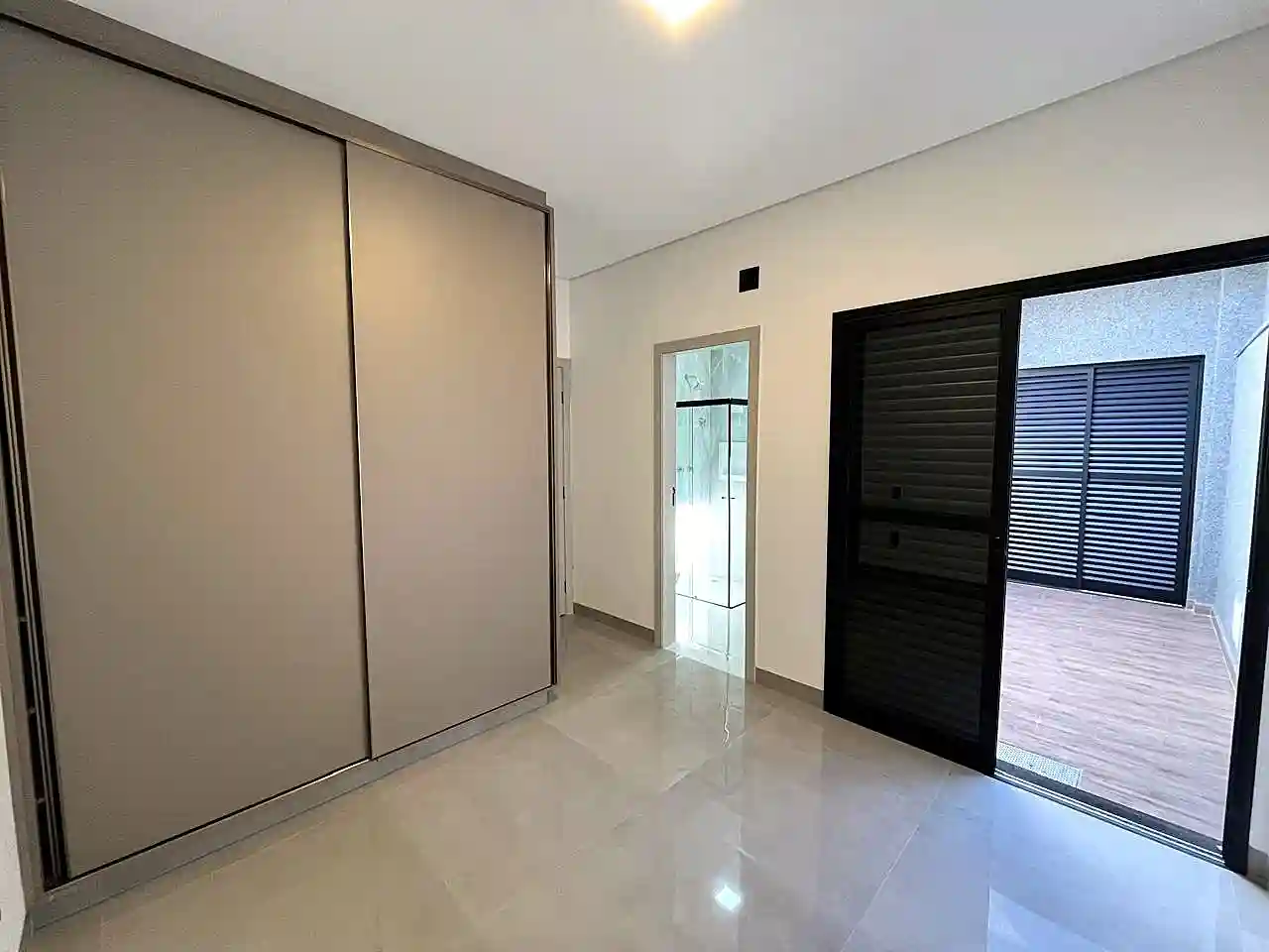 Casa de Condomínio com 3 quartos à venda, 275m² — foto 10 de 17