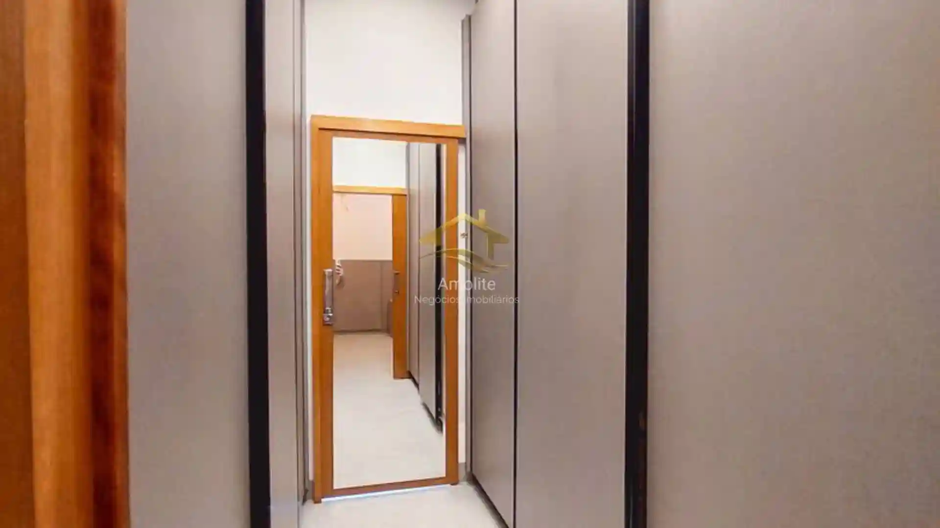 Casa de Condomínio com 3 quartos à venda, 215m² — foto 12 de 35