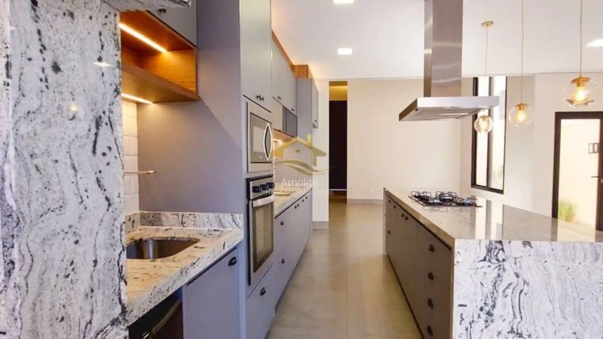Casa de Condomínio com 3 quartos à venda, 215m² — foto 25 de 35
