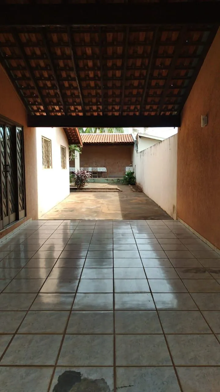 Casa com 3 quartos à venda, 360m² — foto 3 de 20