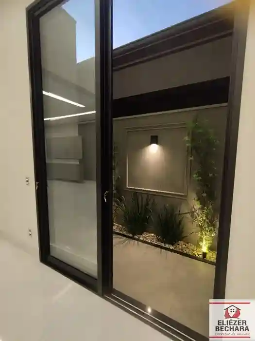 Casa de Condomínio com 3 quartos à venda, 220m² — foto 12 de 17