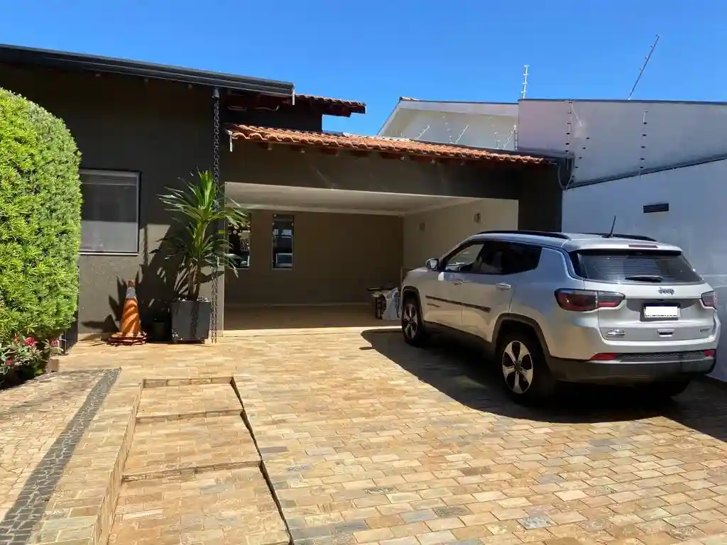 Casa com 3 quartos à venda, 250m² — foto 4 de 25