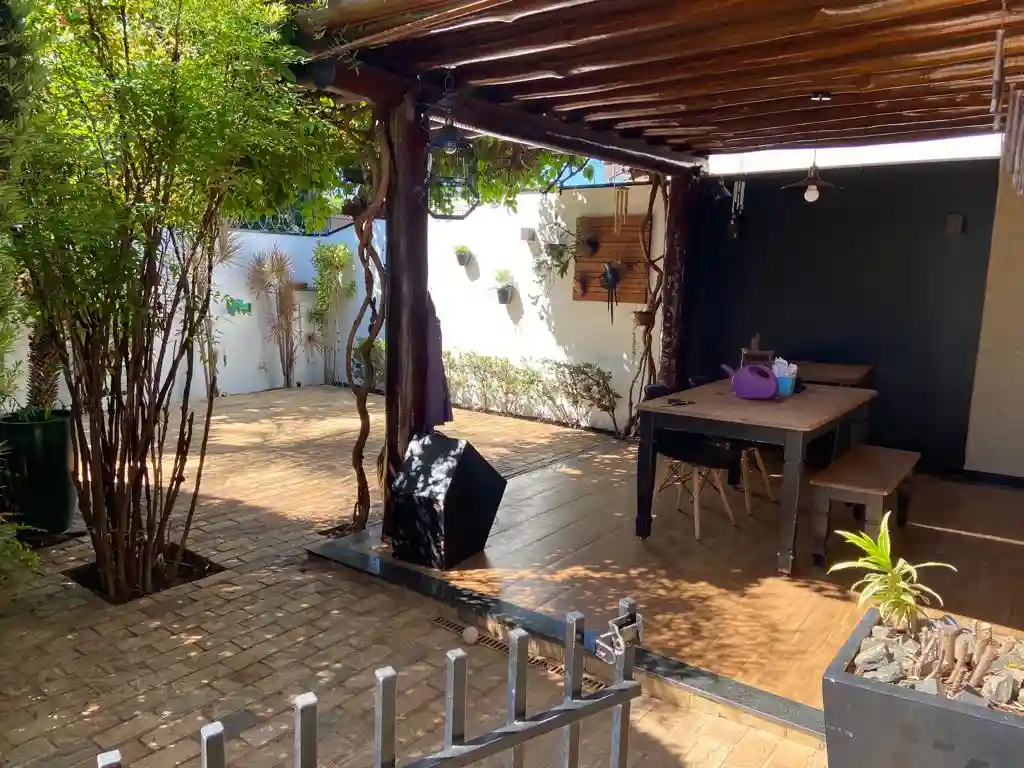 Casa com 3 quartos à venda, 250m² — foto 16 de 25
