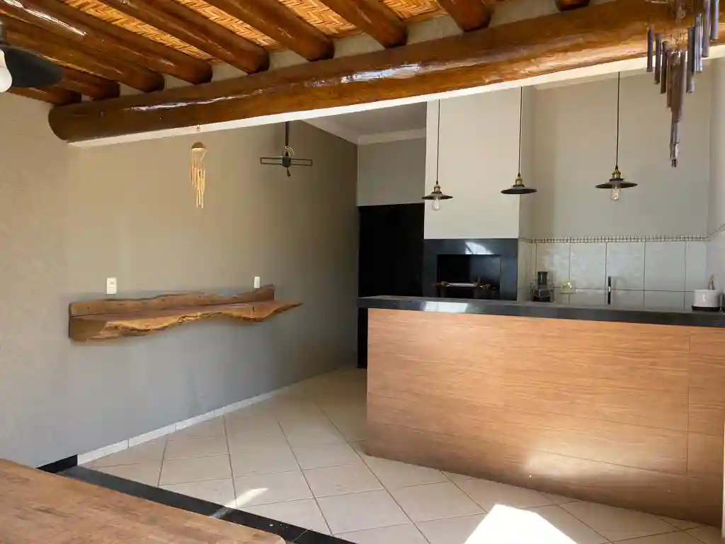 Casa com 3 quartos à venda, 250m² — foto 15 de 25