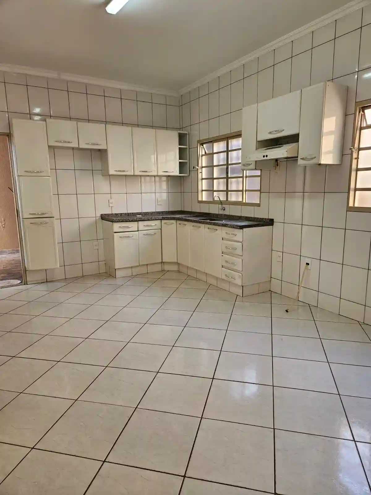 Casa com 3 quartos à venda, 135m² — foto 3 de 12