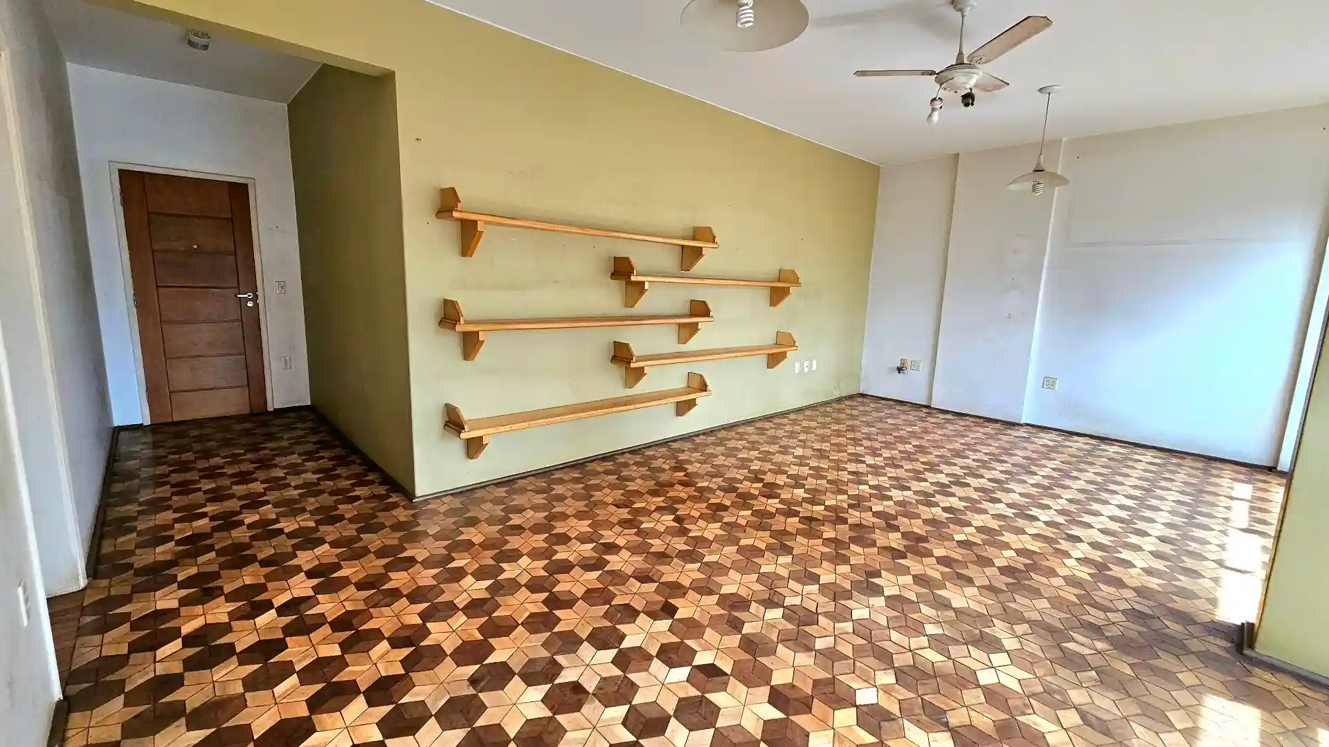 Apartamento com 3 quartos à venda, 150m² — foto 2 de 28