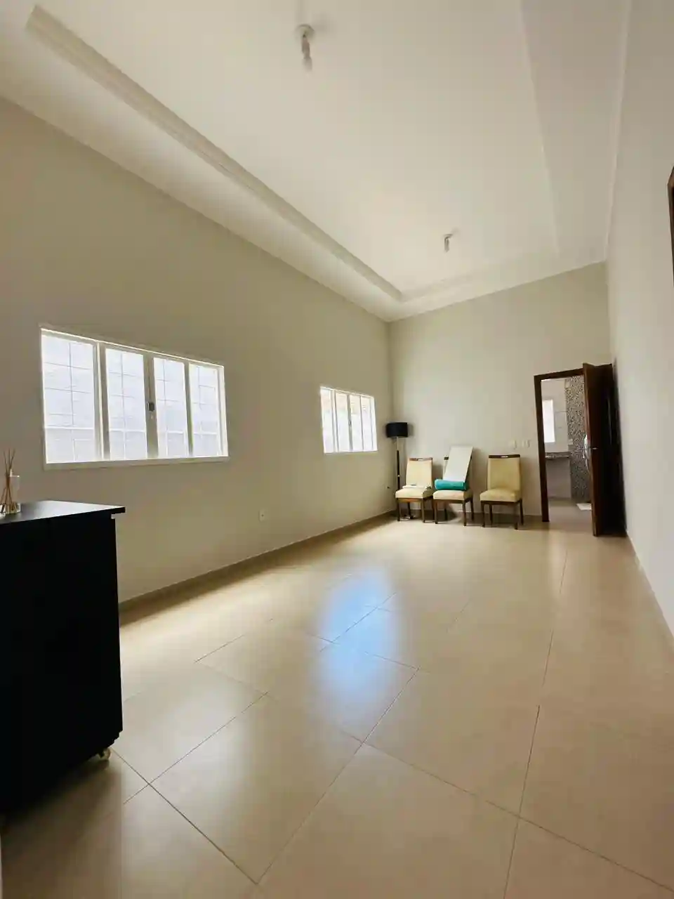Casa com 3 quartos à venda, 157m² — foto 4 de 9