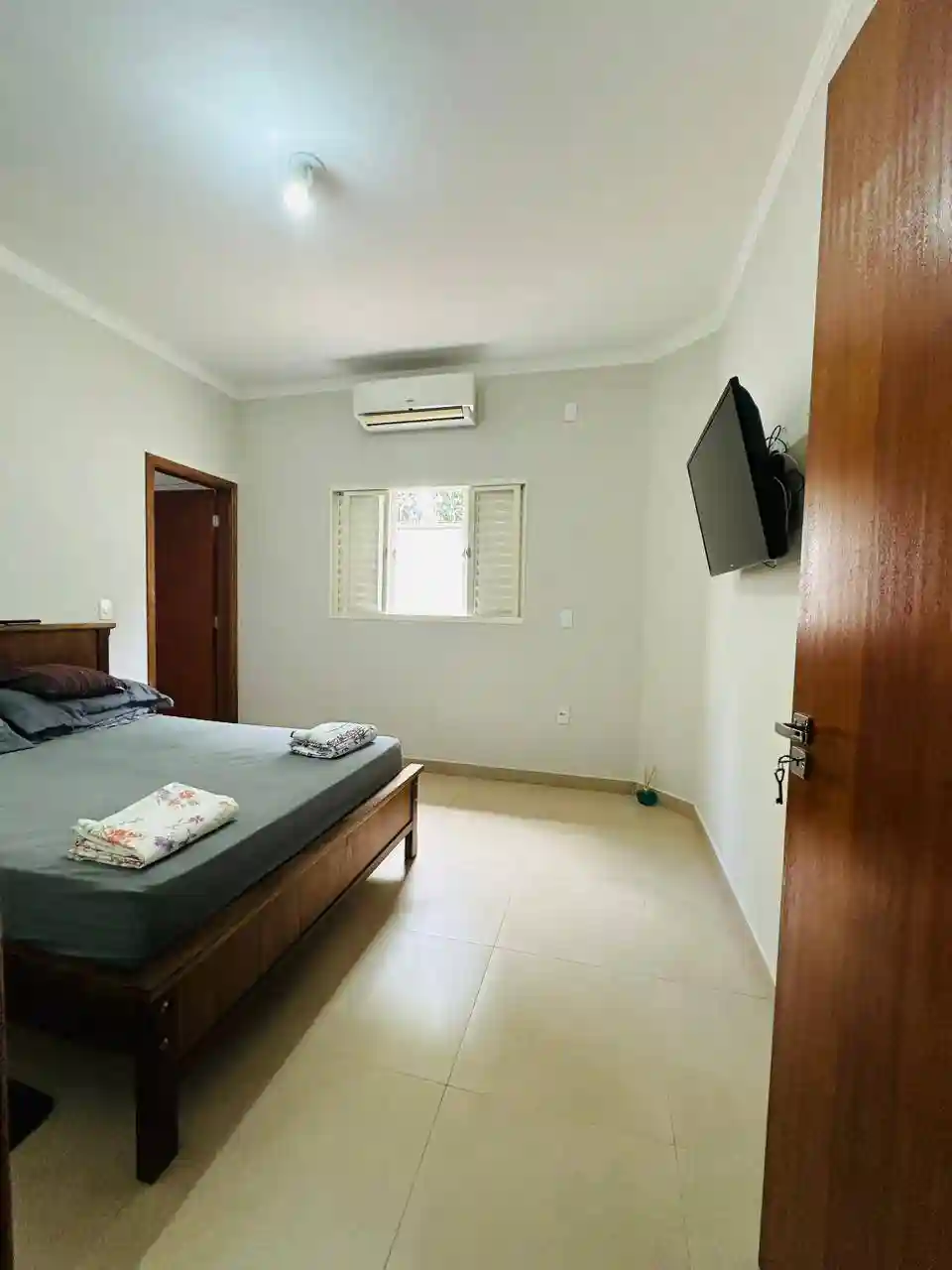 Casa com 3 quartos à venda, 157m² — foto 6 de 9