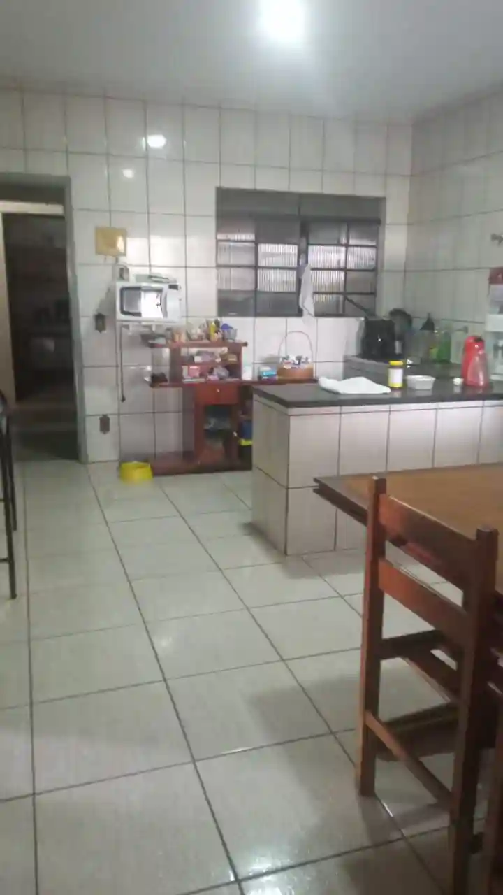 Casa com 2 quartos à venda, 300m² — foto 6 de 10