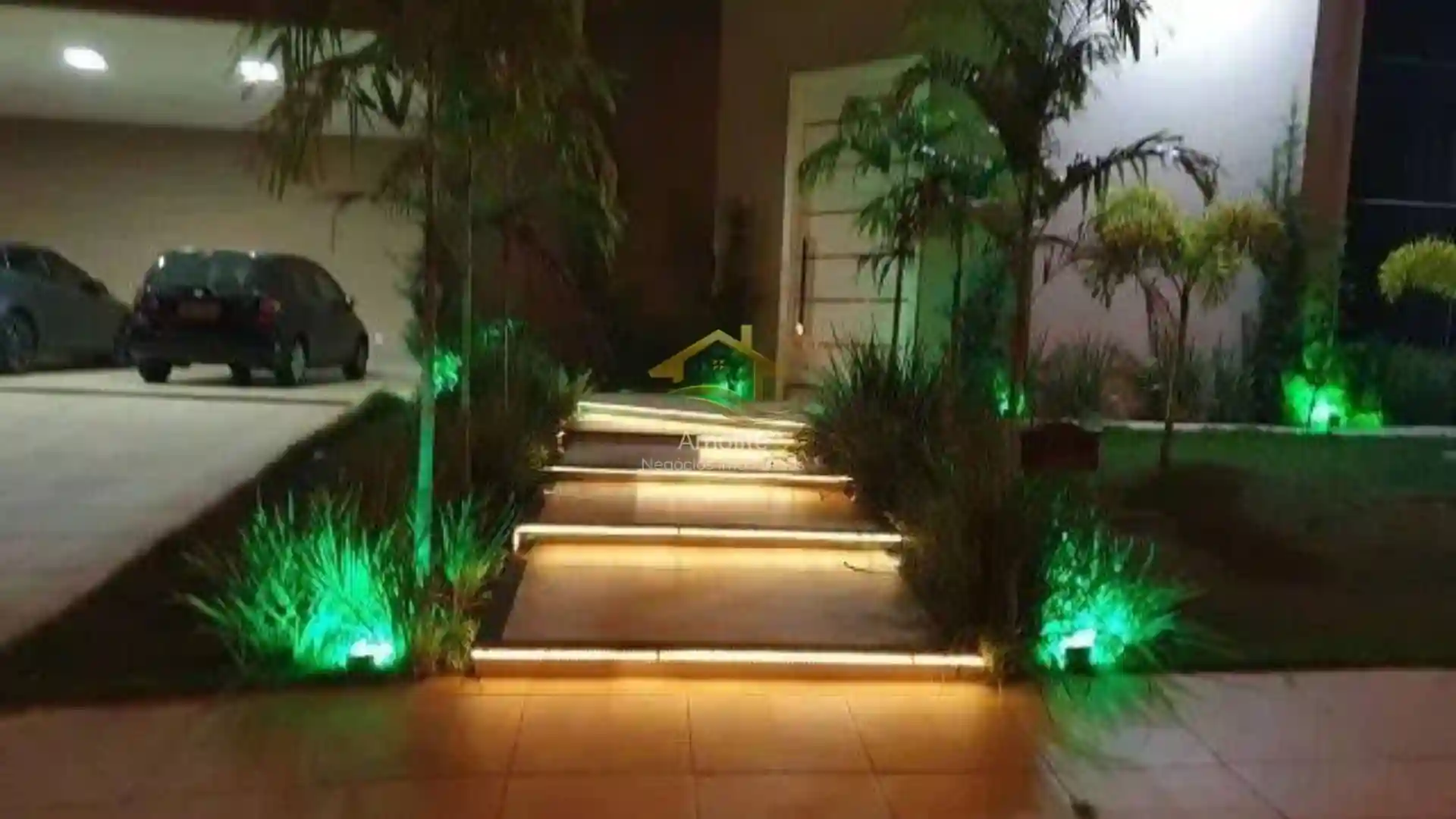 Casa de Condomínio com 4 quartos à venda, 240m² — foto 18 de 25