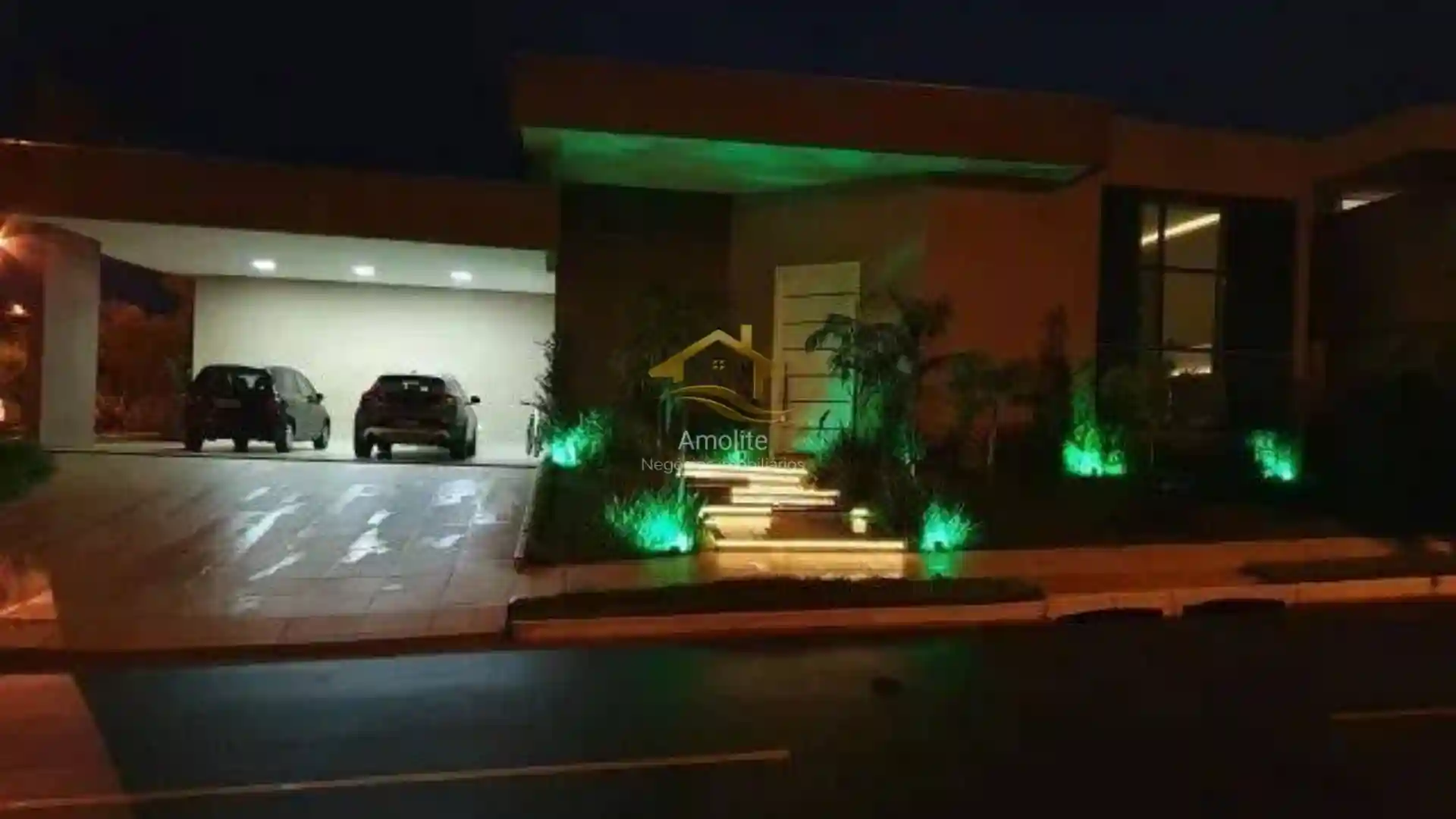 Casa de Condomínio com 4 quartos à venda, 240m² — foto 7 de 25