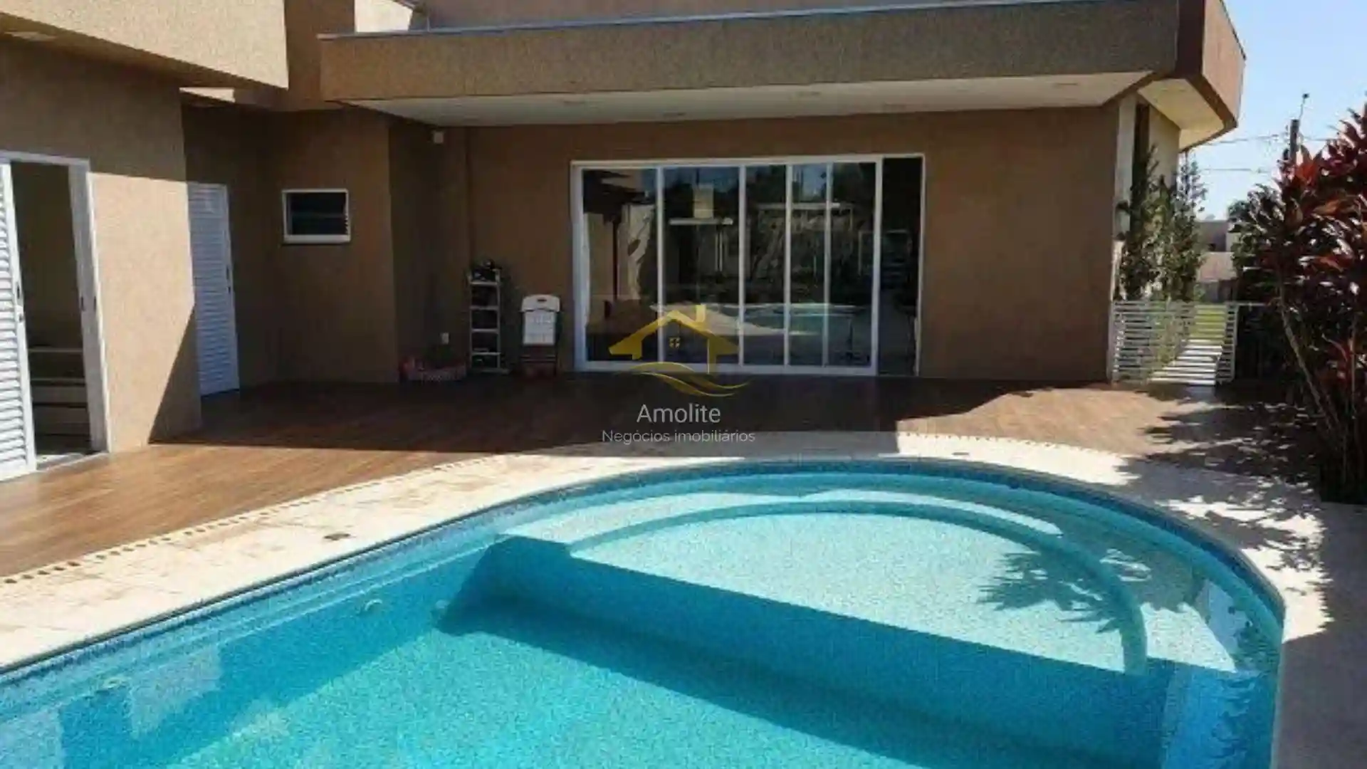 Casa de Condomínio com 4 quartos à venda, 240m² — foto 14 de 25
