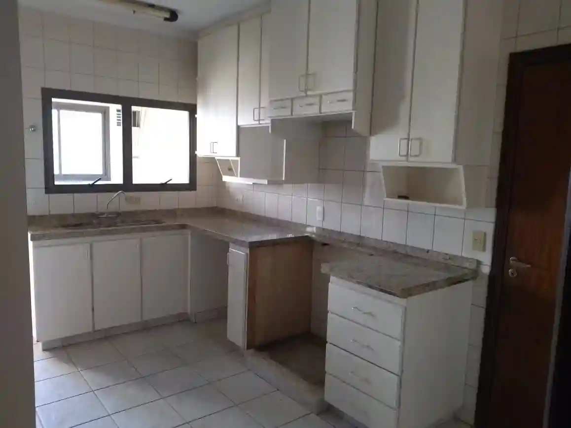 Apartamento com 3 quartos para aluguel, 175m² — foto 9 de 20