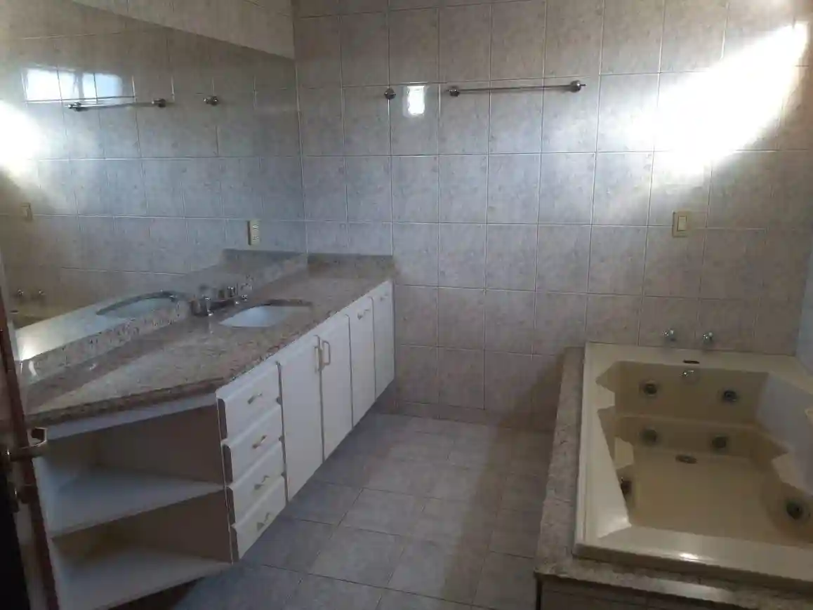 Apartamento com 3 quartos para aluguel, 175m² — foto 4 de 20